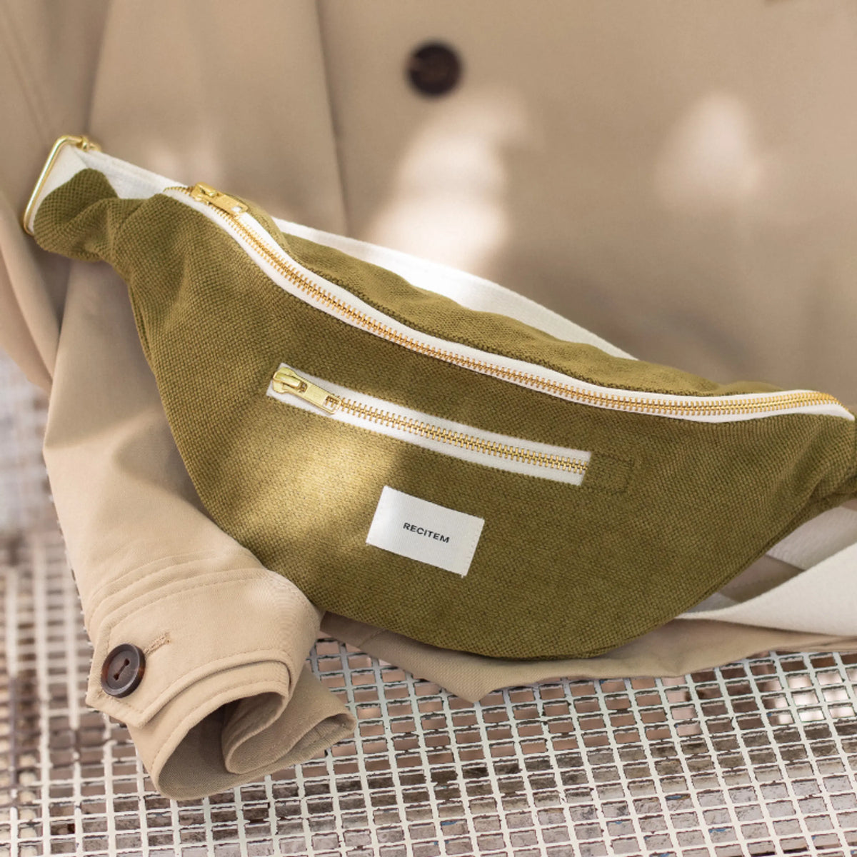 Sac banane Oscar – Récitem